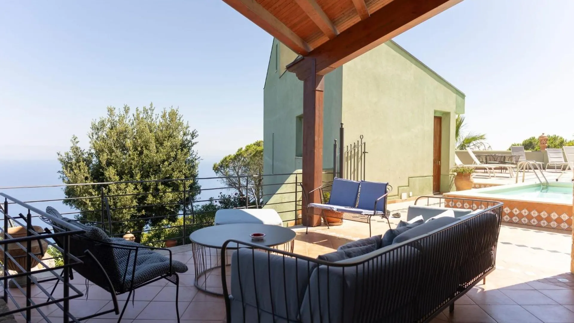 Villa Orizzonte Cefalu 0*,